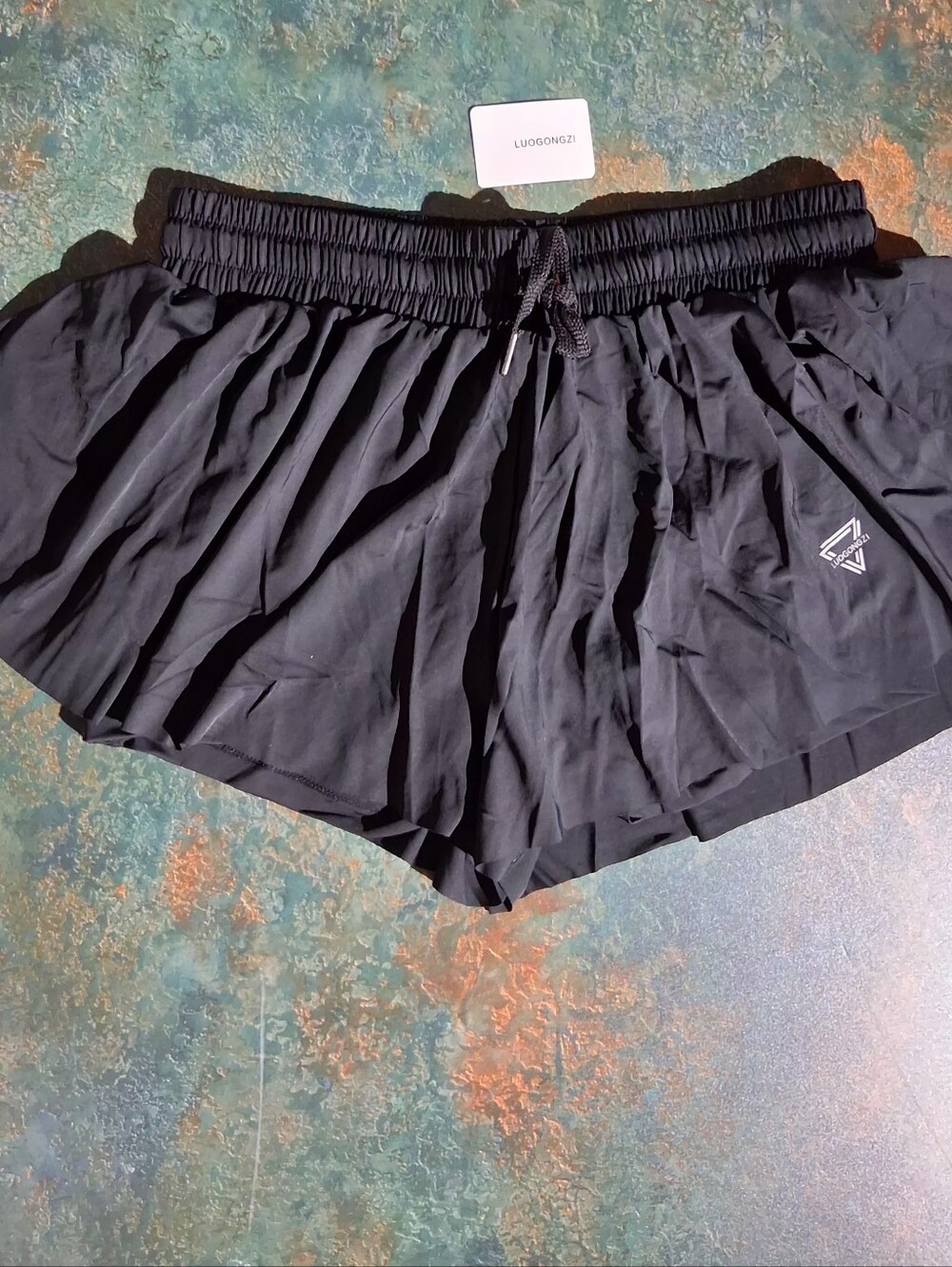 NWOT-Women’s Black Athletic Flowing  Short Skort